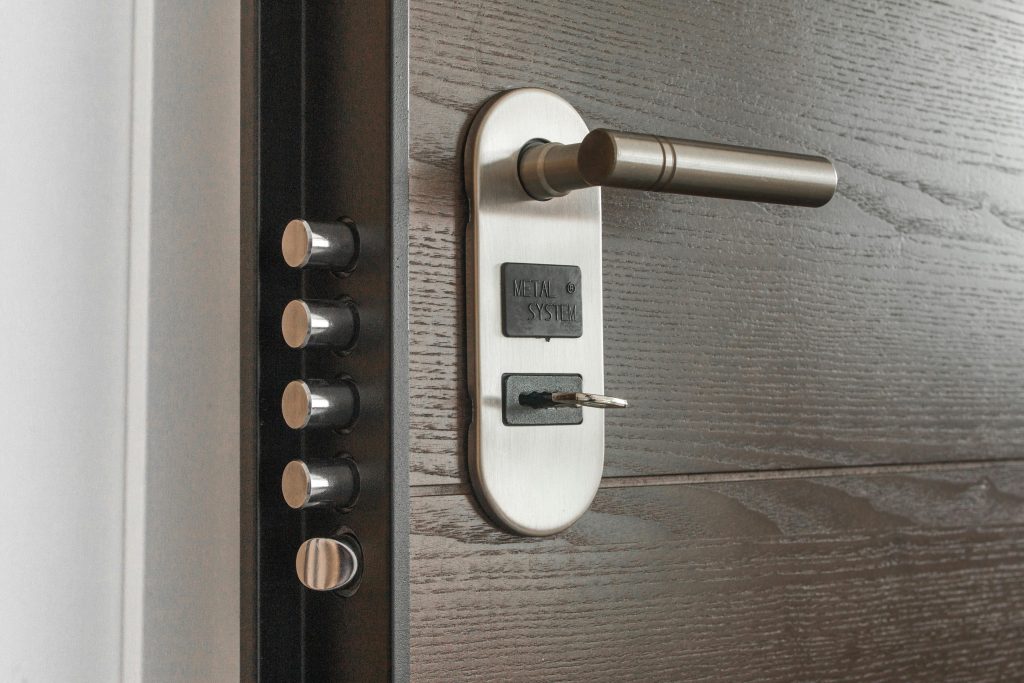 Top 3 Best Smart Locks in 2025: Secure, Innovative, User-Friendly