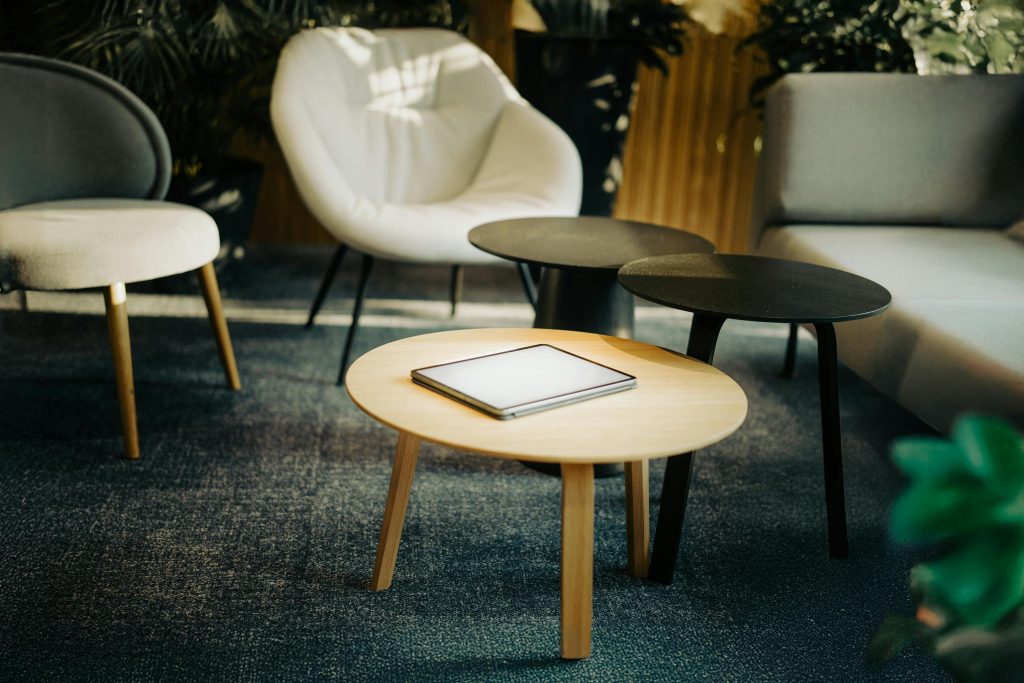 “Top 3 Best E-Readers in 2025: Future of Digital Reading”