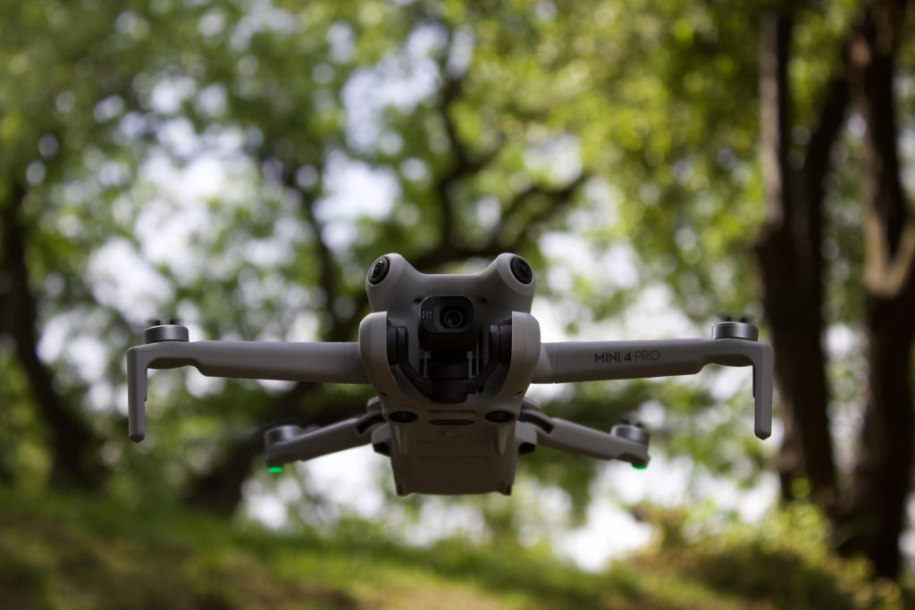 “Top 3 Best Voice-Controlled Devices in 2025: A Comprehensive Review”